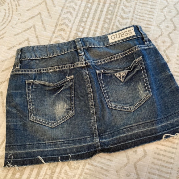 Vintage Guess Denim Jean Mini Skirt Sz 24 - Picture 6 of 10